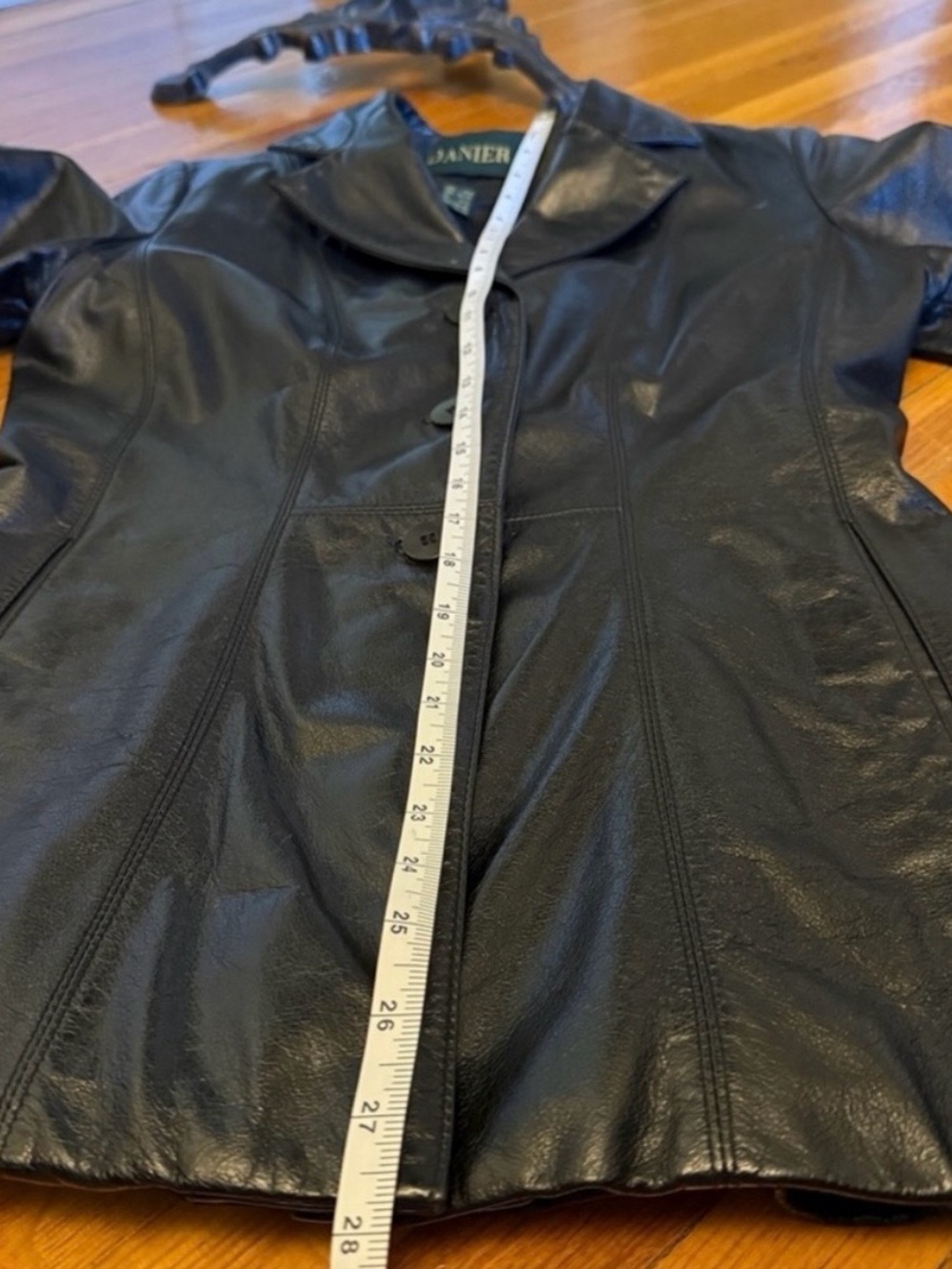 Danier Leather Button-Front Jacket - Picture 6 of 10